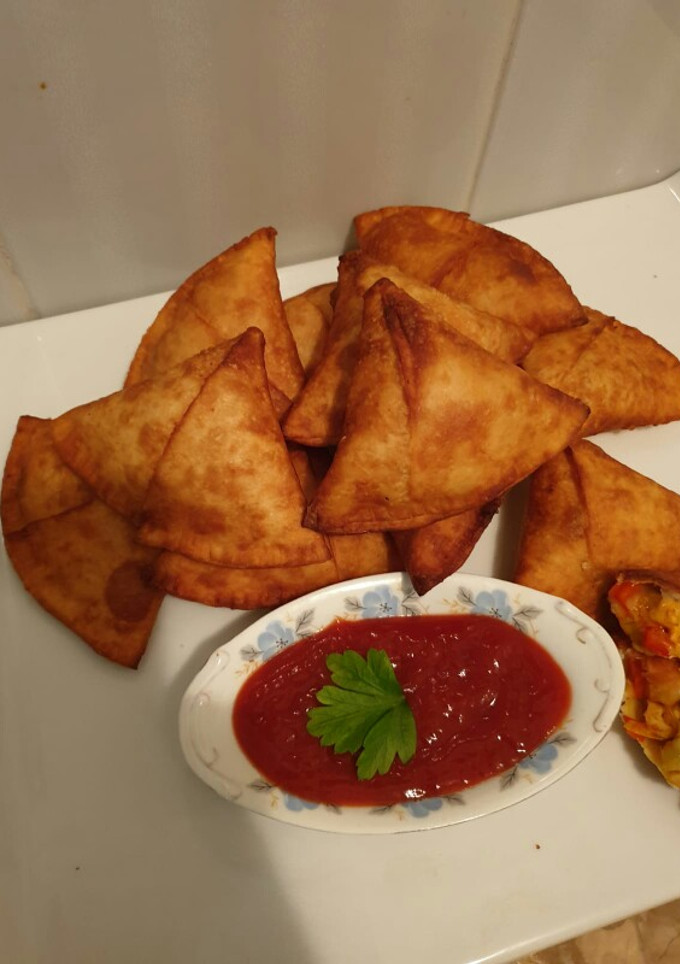 Una foto de Fajitas de pollo en forma de empanadillas