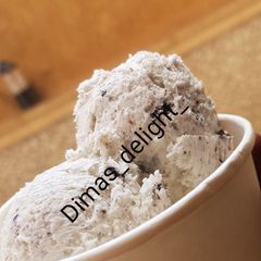 A picture of Oreo ice cream.