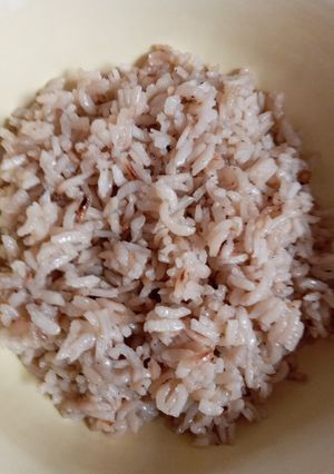 Una foto de Arroz graneado con caldo de verduras casero