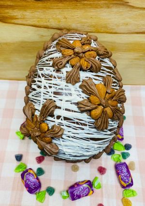 Una foto de Huevo de Pascua con cáscara rellena "Tipo Block"