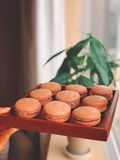 Macaron với kem bơ
