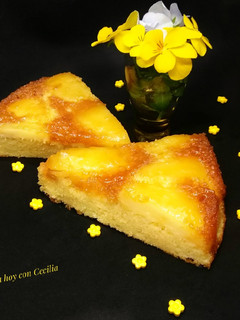 Una foto de Tarta invertida de pera 😋