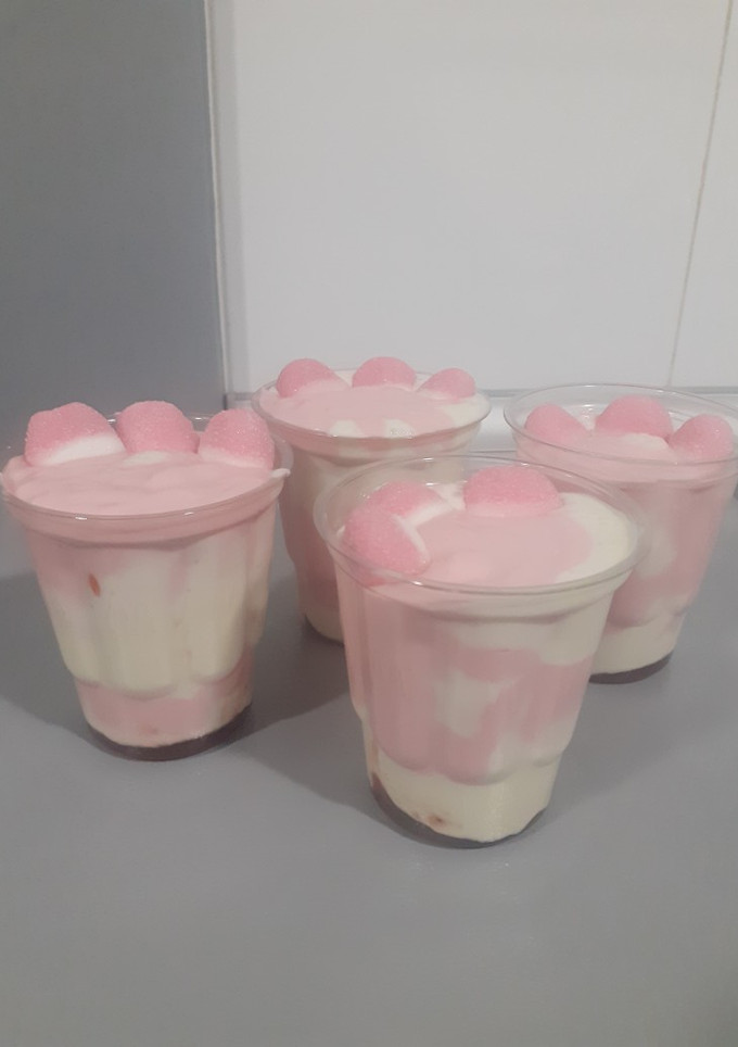 Una foto de Vasitos de besitos con Thermomix