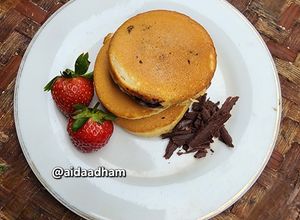 Foto resep Panekuk Isi Cokelat/ Chocolate Filled Pancakes (Mudah, Takaran Sendok)