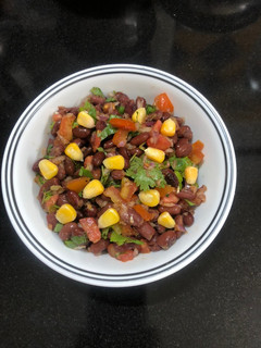 મેક્સિકન સલાડ (Mexican Salad Recipe In Gujarati) રેસીપી મુખ્ય ફોટો