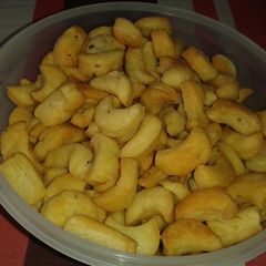 A picture of Crispy kaju.