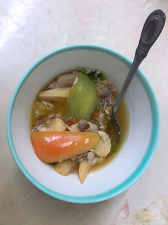 彩椒肉片猴頭菇魚湯 的食譜成品照片