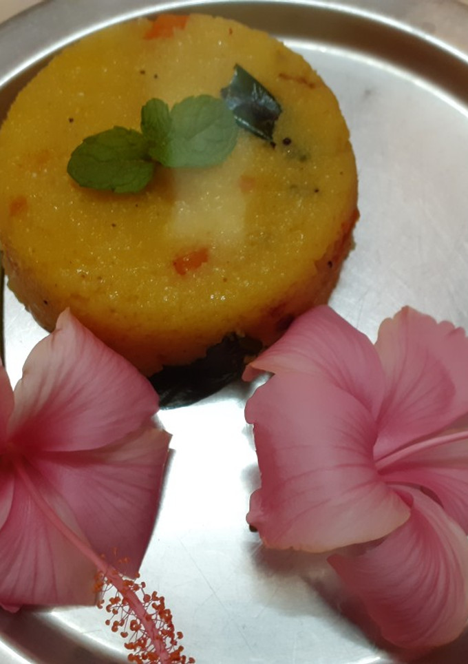 ரவா கிச்சடி (Rava khichadi recipe in tamil) செய்முறை முக்கிய புகைப்படம்