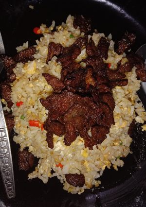 รูปของ ข้าวผัดไข่เนื้อหมักซีอิ๊วทอด