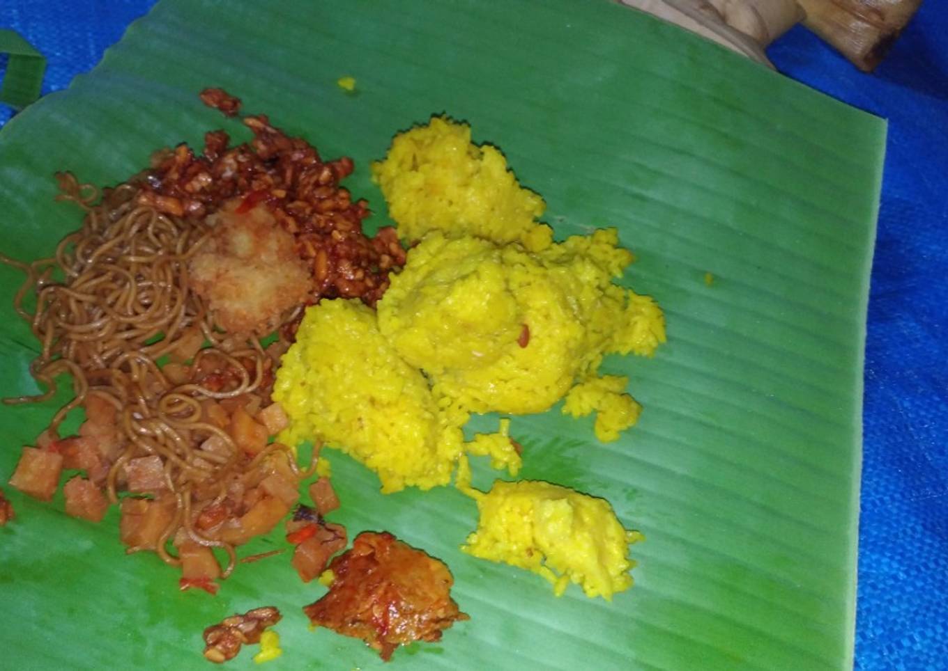 Cara Gampang Membuat Nasi Kuning praktis enak semua orang pasti bisa
masak, Lezat Sekali