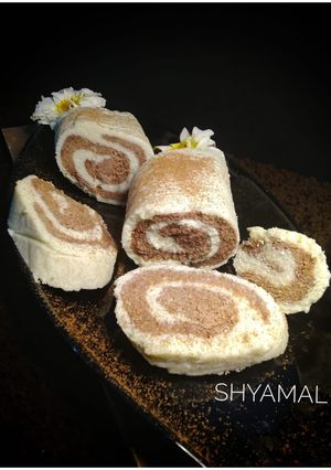 চকো সুইট রোল(Choco Sweet Roll recipe in Bengali) রেসিপির প্রধান ছবি