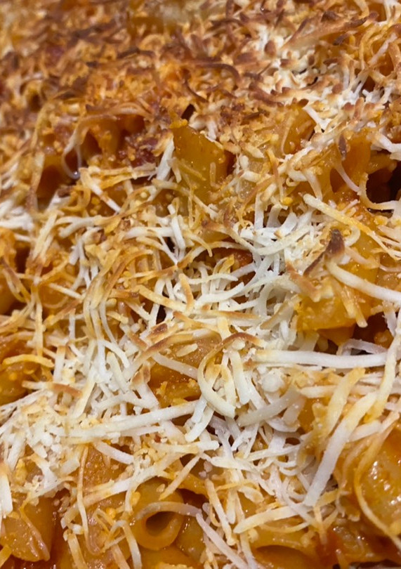 Una foto de Macarrones gratinados con chorizo
