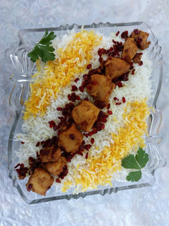 عکسی از دستور زرشک پلو با مرغ🍗😋