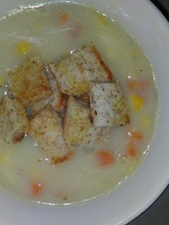 Foto resep Dutch garlic vegan soup with roasted wheat bread