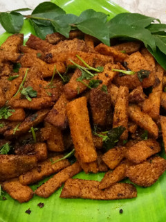 கறிசுவையில் சேனைக்கிழங்கு வறுவல் 😋 (senaikilangu Varuval Recipe in tamil) செய்முறை முக்கிய புகைப்படம்