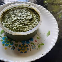 A picture of Pudina and spinach chutney.