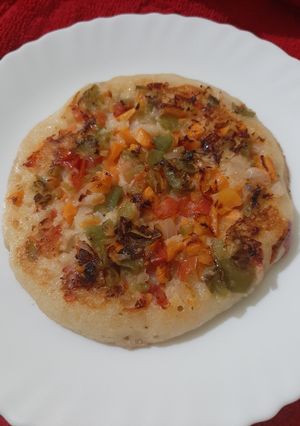 রাভা উত্তপম (Rava uttapam recipe in Bengali) রেসিপির প্রধান ছবি