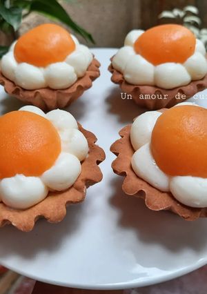 Une photo de Tartelettes fleurs à l'abricot ☕