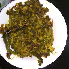 A picture of Cabbage and beans fry.