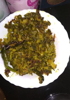 A picture of Cabbage and beans fry.