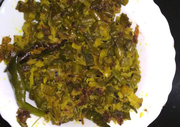 Cabbage and beans fry