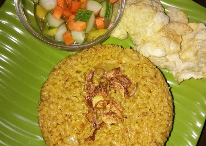 Nasi kebuli ricecooker (ayam)