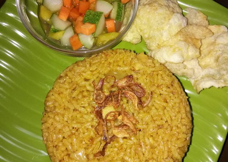 Resep Nasi kebuli ricecooker (ayam) yang Enak