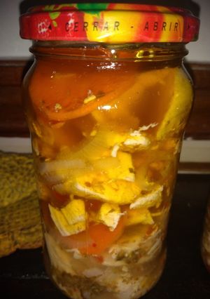 Una foto de Pollo en escabeche