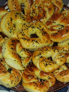 صورة لوصفة الكعك التركي خفة وبنة 😋👌👍