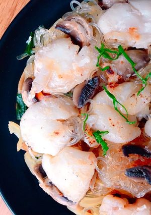 Hình của món Cá Tuyết Hấp (Chưng) Bún Tàu & Lá Tỏi Gấu.