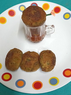 A picture of Red Poha Cutlet - a healthier twist to breakfast staple.