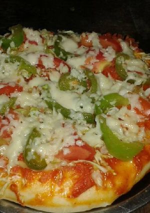 A picture of Veg pizza. Homemade.