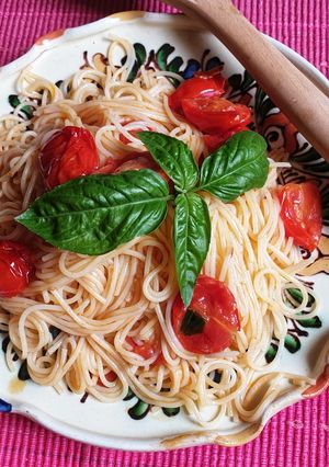 Friss paradicsomos spagetti recept fotója