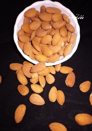 عکسی از دستور بادام شور (بو دادن بادام خام)