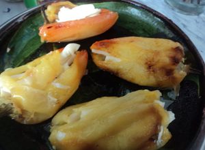 Una foto de Chiles gueros pintos al horno con tequila y queso las Correa del Ocote