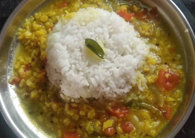 Udad dal and rice Recipe by Mallika Ramshatriya - Cookpad