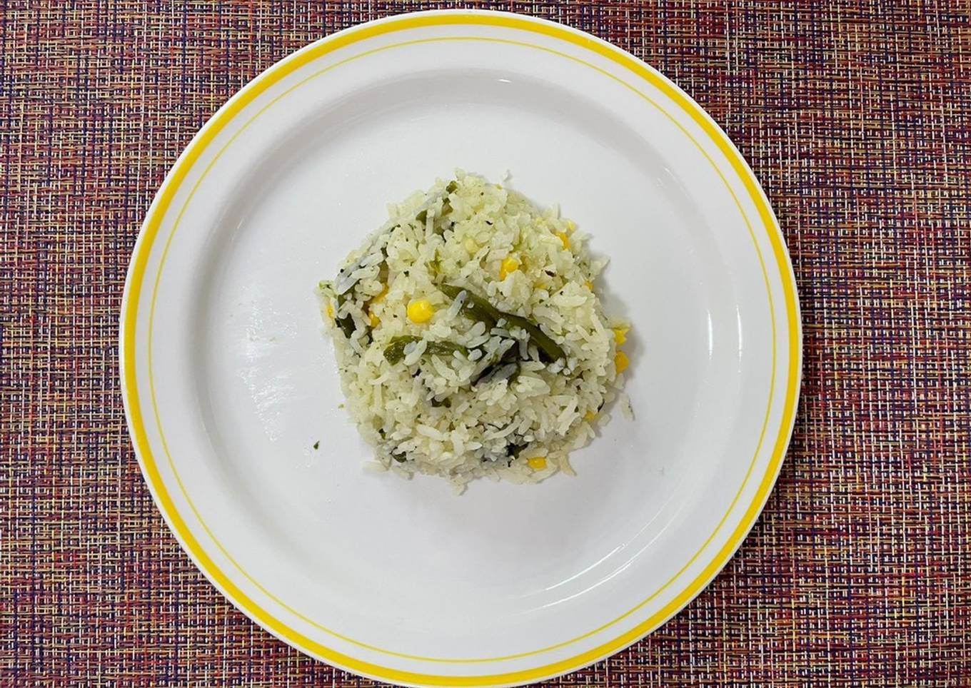 Arroz blanco con chile poblano