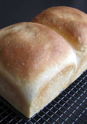A picture of Basic White Bread.