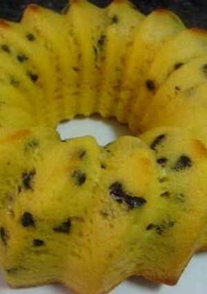 Foto principal de Bizcocho de naranja sin huevo y sin leche con pepitas de chocolate