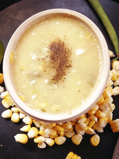 કોર્ન સૂપ(corn soup recipe in gujarati) રેસીપી મુખ્ય ફોટો