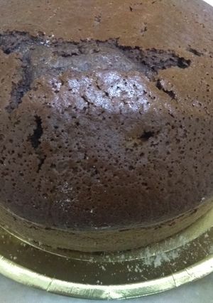 Una foto de Bizcochuelo húmedo de chocolate