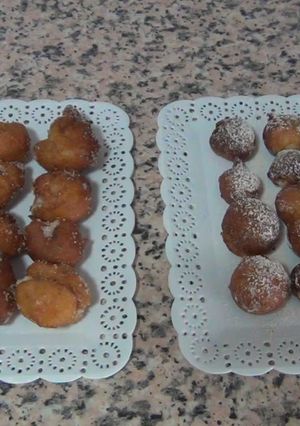 Una foto de Buñuelos rellenos de crema pastelera