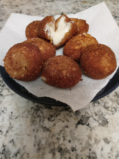 A picture of Cinnamon cheesecake bites.