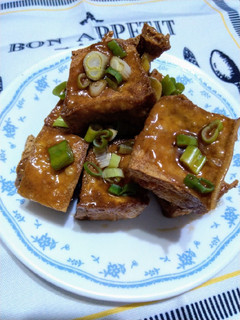 酥炸豆腐(開胃菜)(下酒菜)(簡單料理)(素食料理) 的食譜成品照片