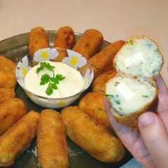 مقبلة: أصابع البطاطا (لابيوري) والسردين المعلب روووووعة😋🥔🧀🐟-レシピのメイン写真