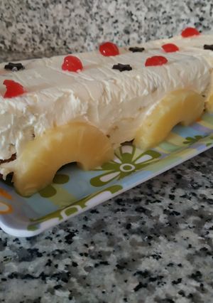 Foto principal de Tarta de galletas con leche condensada y piña