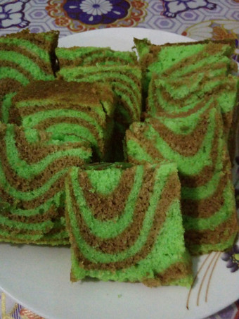 Cara Membuat Cake Putih Telur Pandan Zebra Super Soft and Moist Ekonomis Untuk Jualan