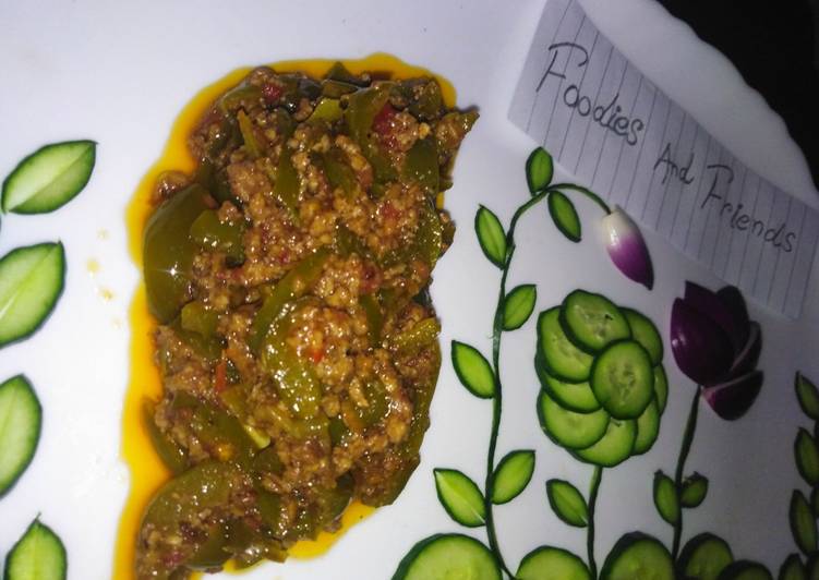 Spicy qeema Shimla mirch