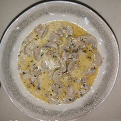 A picture of Mushroom sauce.