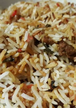 A picture of Chicken briyani.